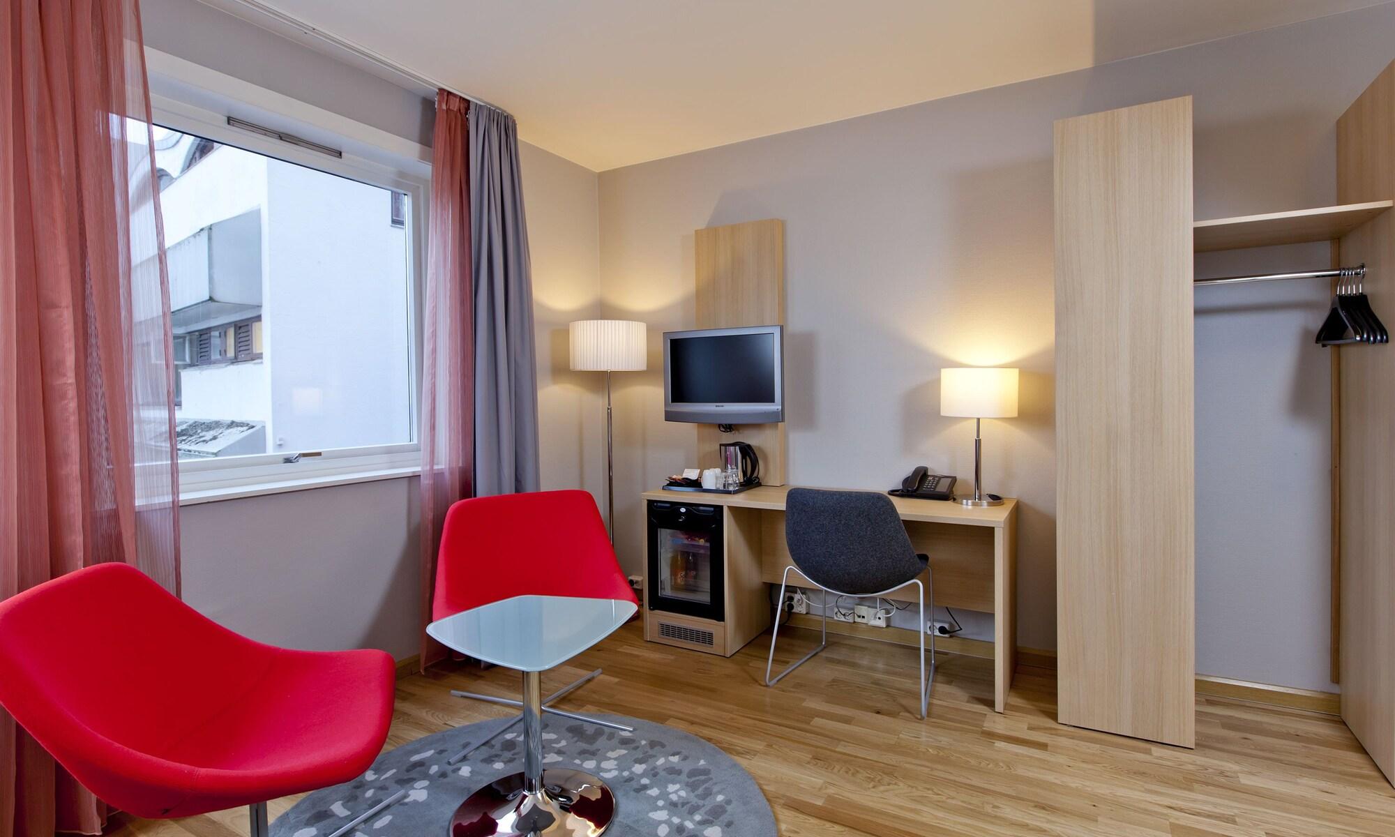 Thon Hotel リレストロム エクステリア 写真